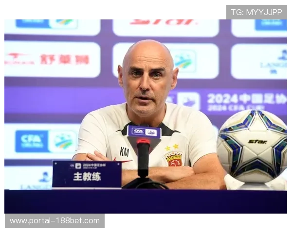 海港新援克劳德客串中后卫表现稳健 穆斯卡特换人奇阵收获平局